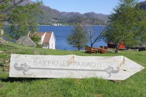 bakernesparadisskilt