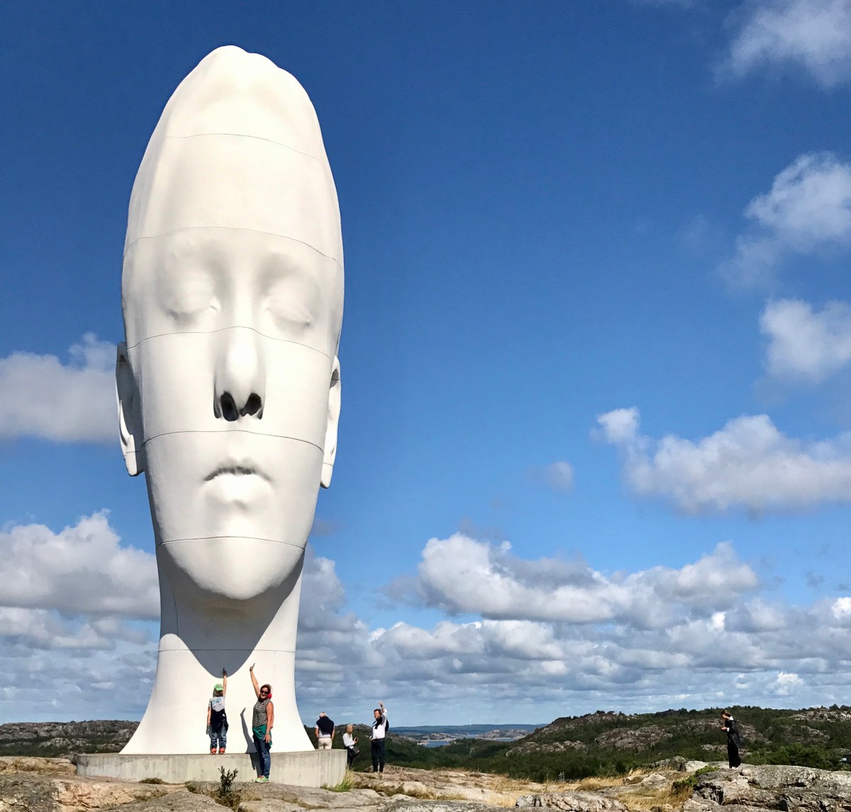 Anna av Jaume Plensa i Pilane på Tjörn 2017, Bohuslän, Sverige